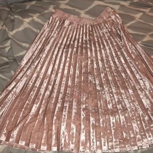 Velvet-Like Blush Pink Midi Pleated Skirt